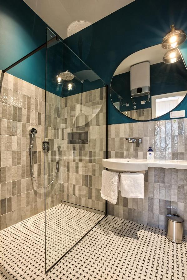 Apartman Otokar Osijek Buitenkant foto