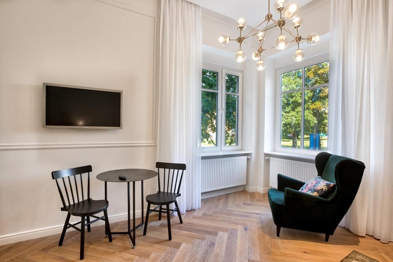 Apartman Otokar Osijek Buitenkant foto