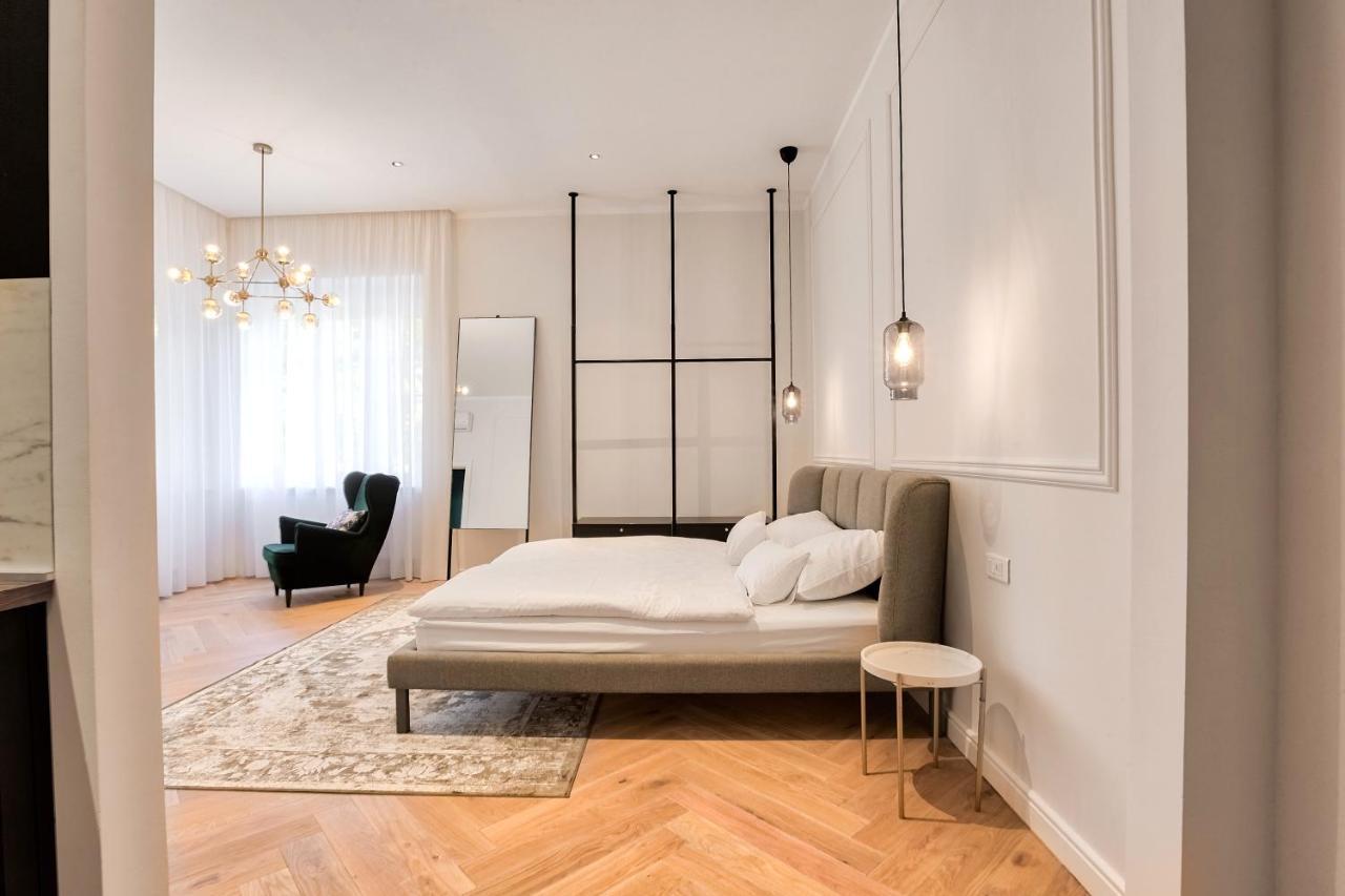 Apartman Otokar Osijek Buitenkant foto